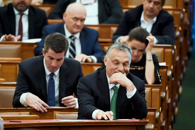 Maďarský premiér Viktor Orbán v parlamentu | foto: Fotobanka Profimedia