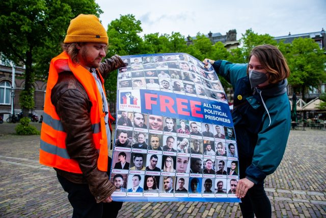 Demonstrace v Haagu za zastavení násilí na politických vězních v Bělorusku a Rusku | foto: Fotobanka Profimedia
