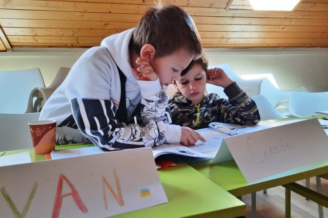 Ukrajinské děti se v Liberci učí česky | foto: Tomáš Mařas,  Český rozhlas