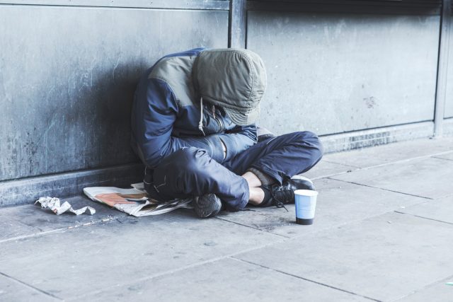 Člověk bez domova  (ilustrační foto) | foto: Shutterstock
