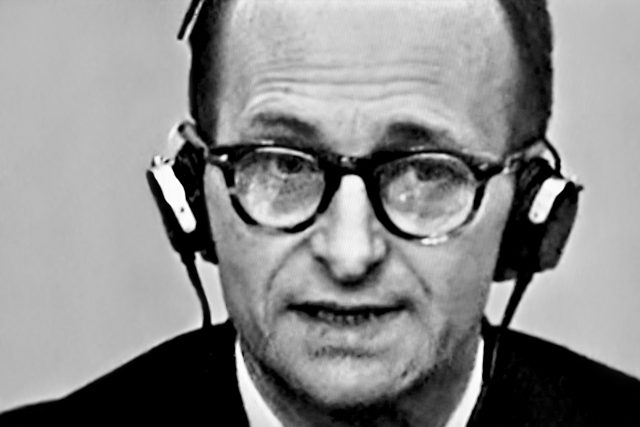 Adolf Eichmann před soudem v Jeruzalémě roku 1961 | foto: Fotobanka Profimedia