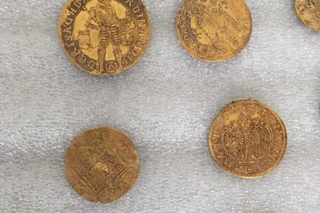 Zlatý poklad z Hostýnských vrchů | foto: Muzeum Jihovýchodní Moravy ve Zlíně