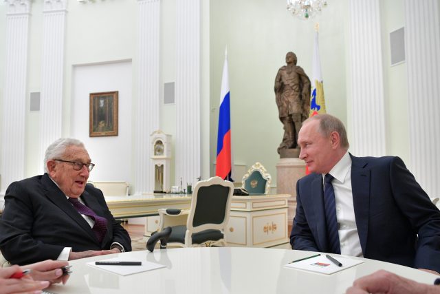 Henry Kissinger a Vladimir Putin v Moskvě v roce 2017 | foto: Fotobanka Profimedia