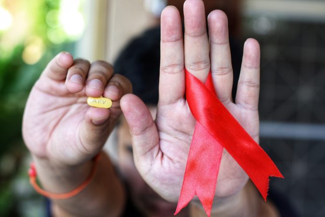 Léky na HIV jsou už dnes dostupné,  před nemocí se lze bránit i preventivní léčbou | foto: Shutterstock