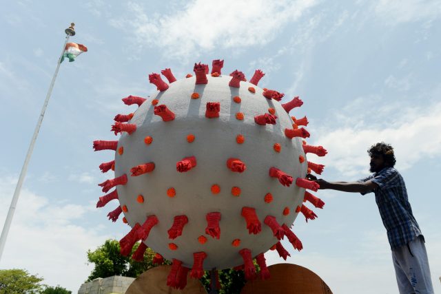Model koronaviru v Indii | foto: Fotobanka Profimedia