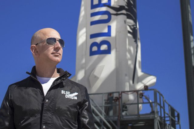 Jeff Bezos se chystá na let do vesmíru | foto: Profimedia