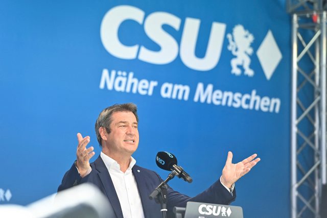 Přdeseda německé CSU Markus Söder během předvolební kampaně | foto: Fotobanka Profimedia