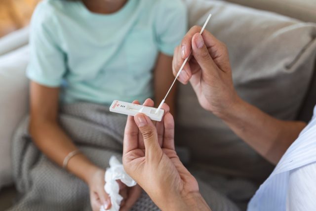 Test na koronavirus | foto: Shutterstock