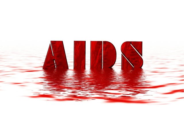 Na nemoc AIDS je zapotřebí stále upozorňovat. Zejména mladou generaci  (ilustrační foto) | foto: Fotobanka Pixabay