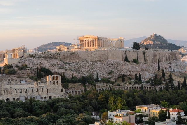 Řecko zpřísnilo podmínky cestování. | foto: Christophe Meneboeuf,  Wikimedia Commons,  CC BY-SA 3.0
