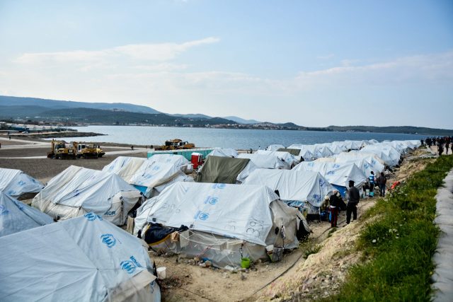Uprchlický tábor Karatepe na egejském ostrově Lesbos | foto: Fotobanka Profimedia