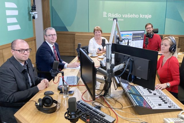 Tomáš Horyna,  Petr Valdman a Iva Merhautová | foto: Jana Myslivečková,  Český rozhlas