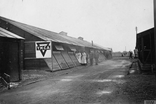 YMCA na západní frontě během první světové války,  Coulogne 22. května 1917 | foto:  John Warwick Brooke,  CC BY 1.0