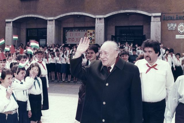 János Kádár v roce 1985 | foto: FORTEPAN / Angyalföldi Helytörténeti Gyűjtemény,  CC BY 3.0