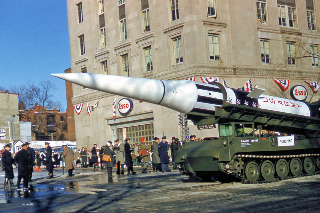 Americká balistická raketa Pershing | foto: U. S. Army Photo,  Creative Commons,  CC BY 1.0