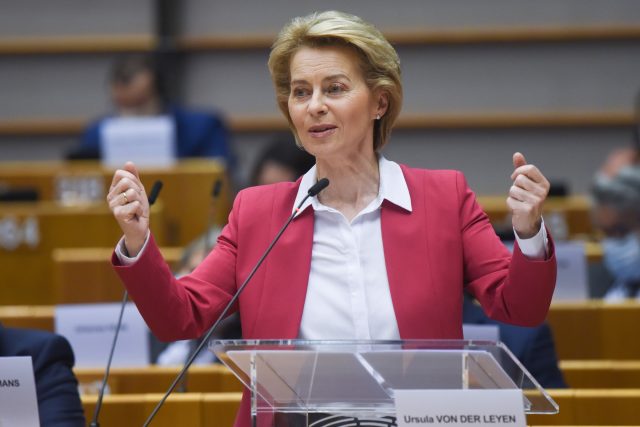 Německá politička Ursula von der Leyenová. | foto: Fotobanka Profimedia