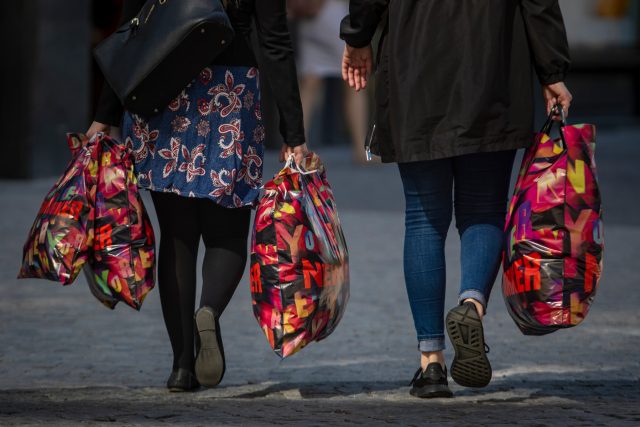 Nakupování | foto: Fotobanka Profimedia