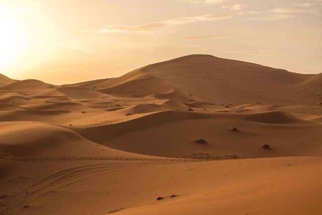 Sahara | foto: Henry Dick,  Unsplash,  Licence Unsplash