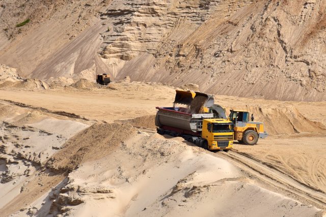 Těžba písku  (ilustr. obr.) | foto: Profimedia