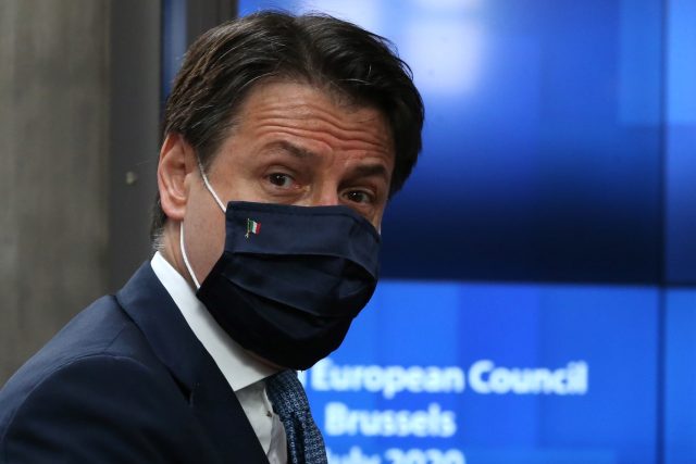 Italský premiér Giuseppe Conte na summitu v Bruselu | foto: Fotobanka Profimedia