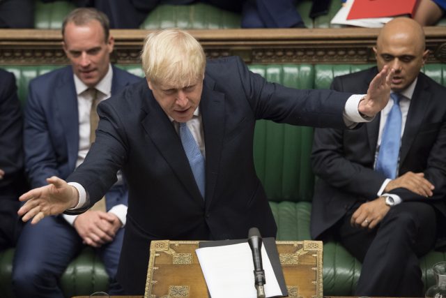 Boris Johnson ve sněmovně | foto: Jessica Taylor,  ČTK/AP