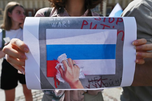Rusové protestují proti válce | foto: Fotobanka Profimedia