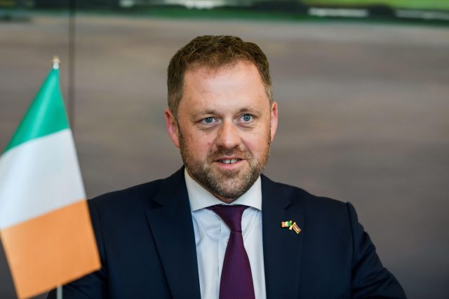 Irský ministr pro evropské záležitosti Thomas Byrne | foto: Profimedia