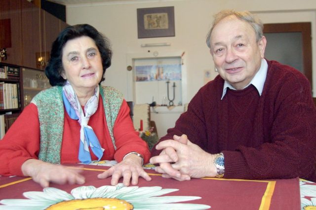 Manželé Libuše Čeřovská a Zbyněk Čeřovský emigrovali v rámci akce Asanace v roce 1984 | foto:  Radek Cihla / MAFRA,  Fotobanka Profimedia