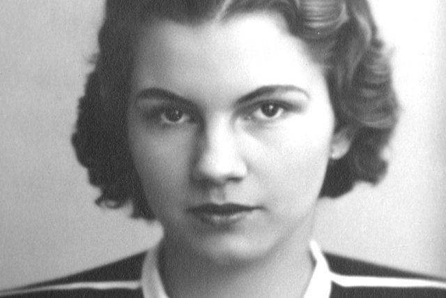 Hana Krupková asi v roce 1938 | foto: Archiv Jaroslava Čvančary  (7174886)