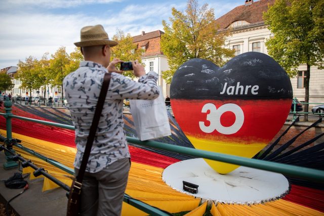 Třicet let od sjednocení Německa | foto: Fotobanka Profimedia