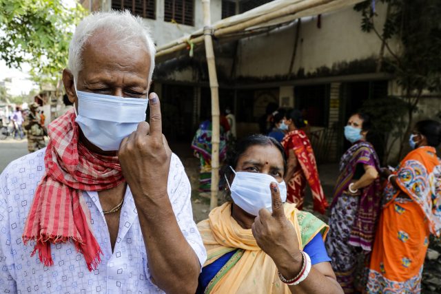 Volby v Indii probíhaly i v době pandemie | foto: Fotobanka Profimedia