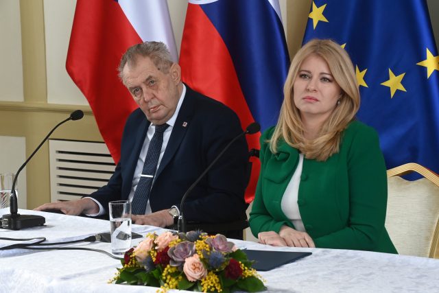 Miloš Zeman a Zuzana Čaputová na Štrbském plese na Slovensku | foto: Fotobanka Profimedia