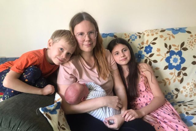 Kristina Oleinikova s dětmi | foto: Post Bellum