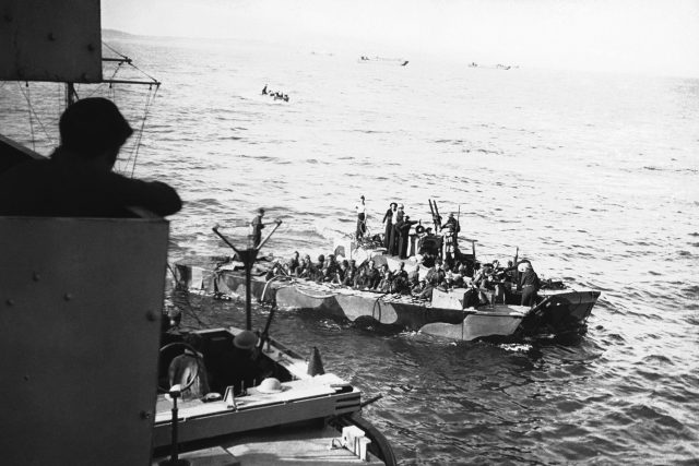 Vylodění v Dieppe v roce 1942 | foto: Fotobanka Profimedia