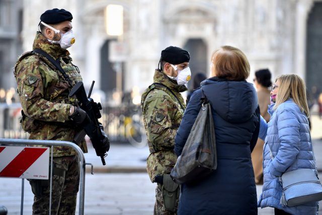 Koronavirus v Itálii | foto:  Claudio Furlan,  ČTK/AP
