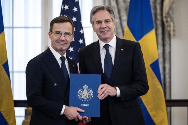 Švédský premiér Ulf Kristersson  (vlevo) a americký ministr zahraniřních věcí Antony Blinken | foto: Fotobanka Profimedia