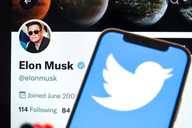 Elon Musk kupuje Twitter | foto: Fotobanka Profimedia