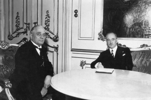 Guvernér Podkarpatské Rusi Konstantin Hrabar  (od března 1935 - do r. 1938) u prezidenta Edvarda Beneše v prosinci 1935 | foto: ČTK