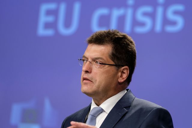 Krizový eurokomisař Janez Lenarčič | foto: Profimedia