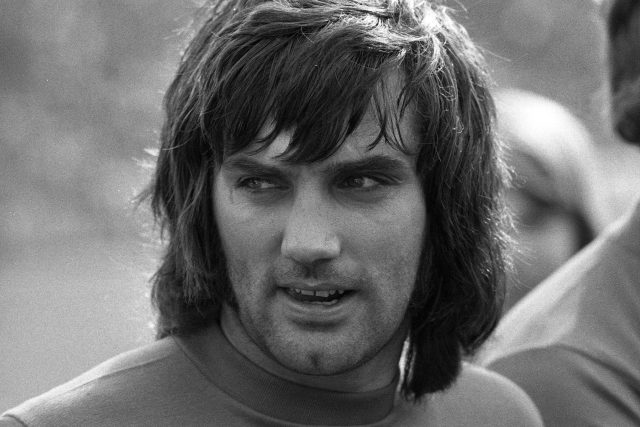 Jeden z nejtalentovanějších fotbalistů všech dob George Best | foto: Sven Simon,  ČTK / DPA