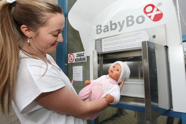 Anonymní matky odložily do českých babyboxů za jejich existenci přes 260 dětí. Ilustrační foto | foto: Tomáš Frait,  MFDNES + LN / Profimedia