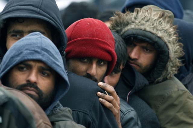 Migranti | foto: Darko Vojinovic,  ČTK/AP