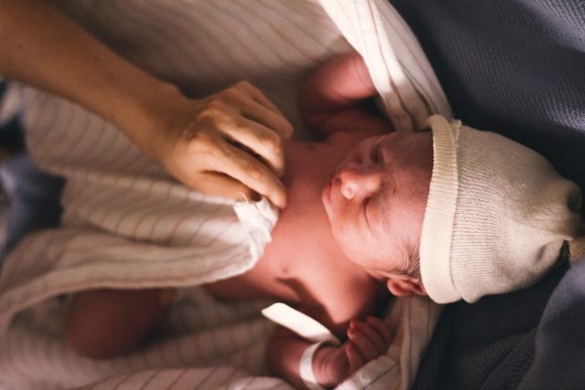 V Česku se loni narodilo nejméně dětí od roku 2004 | foto: Isaac Taylor,  Pexels,  Licence Pexels