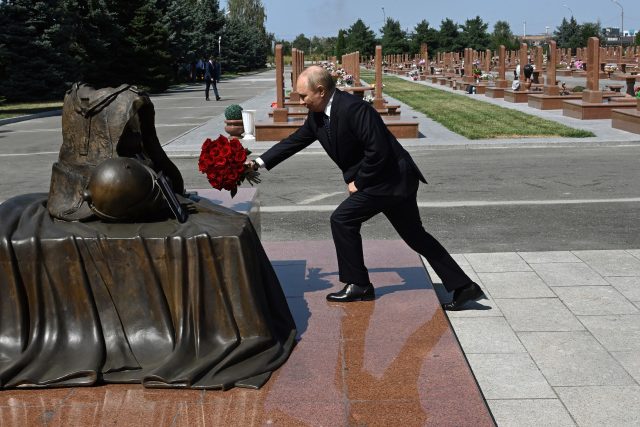 Ruský prezident Vladimir Putin v Beslanu 20. srpna 2024 | foto: Profimedia