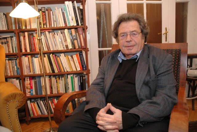 Maďarský spisovatel György Konrád v prosinci 2006  | foto: Fotobanka Profimedia