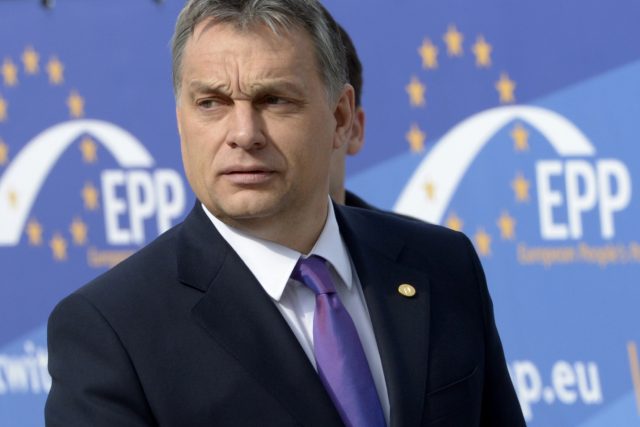 Strana maďarského premiéra Orbána už není součástí Evropské lidové strany. | foto:  Ezequiel Scagnetti,  ČTK/AP