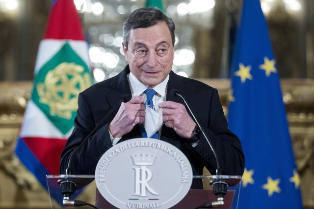 Italský ekonom Mario Draghi | foto: Roberto Monaldo,  ČTK/AP