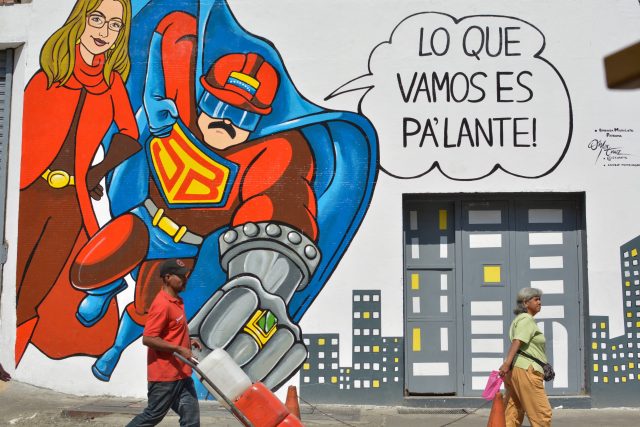 Súper Bigote aneb Super Knír. Do Supermana se sám pasoval venezuelský prezident Nicolás Maduro | foto: Fotobanka Profimedia