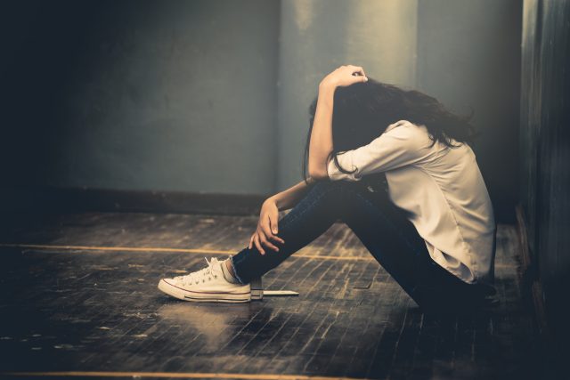 Stoupá počet mladých lidí,  kteří se potýkají s psychickými problémy  (ilustrační foto) | foto: Shutterstock