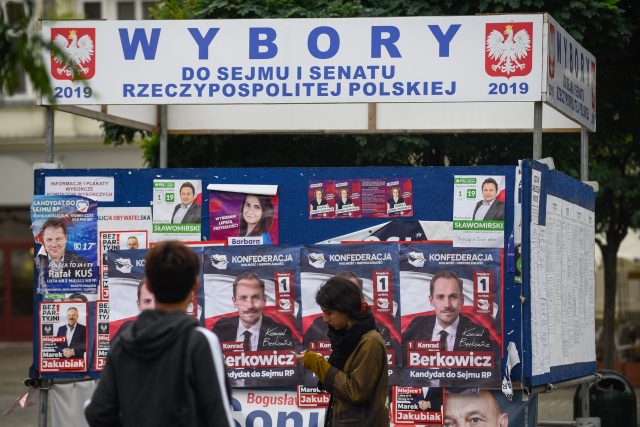 V Polsku se budou konat volby do obou komor parlamentu | foto: Fotobanka Profimedia